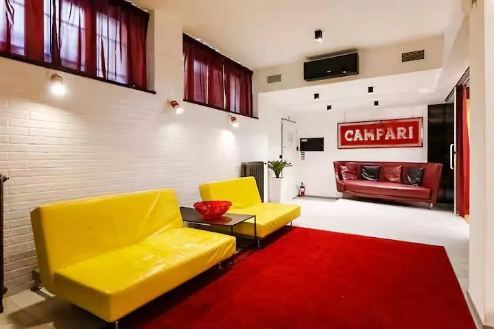 Readhostprofile! Luxury Penthouse Near Duomo Διαμέρισμα Μιλάνο