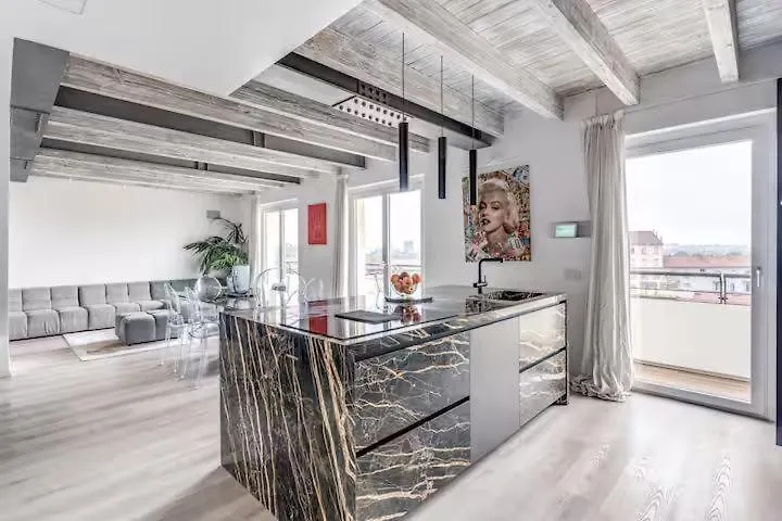 شقة Readhostprofile! Luxury Penthouse Near Duomo ميلان إيطاليا