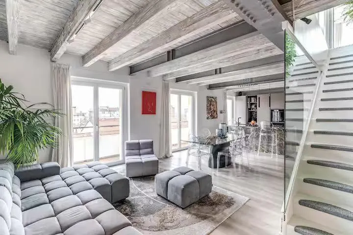 Readhostprofile! Luxury Penthouse Near Duomo Διαμέρισμα Μιλάνο