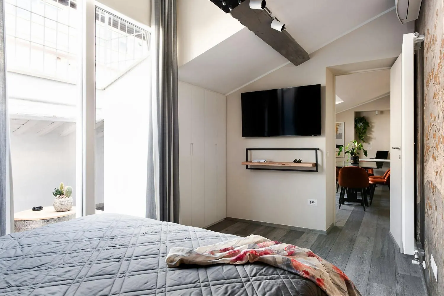 Readhostprofile! Luxury Penthouse Near Duomo Διαμέρισμα Μιλάνο