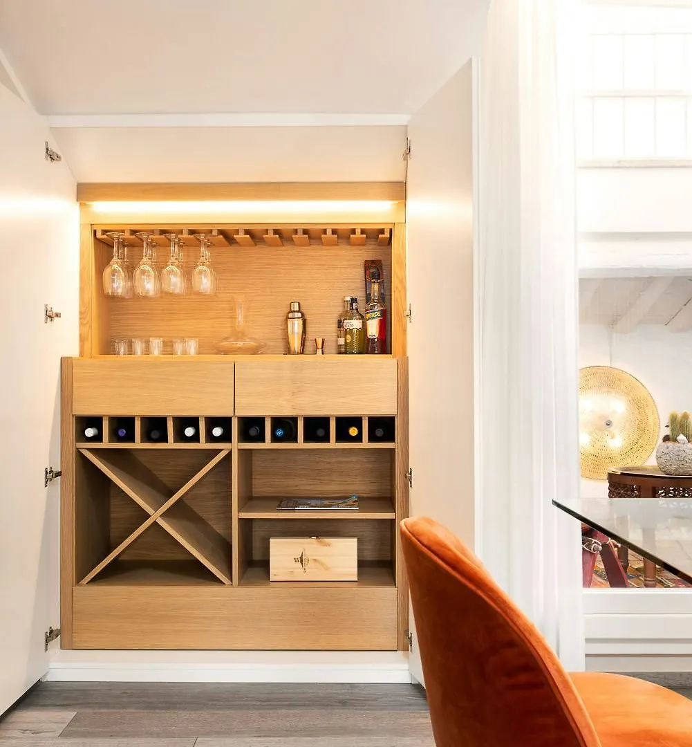 Readhostprofile! Luxury Penthouse Near Duomo Διαμέρισμα Μιλάνο